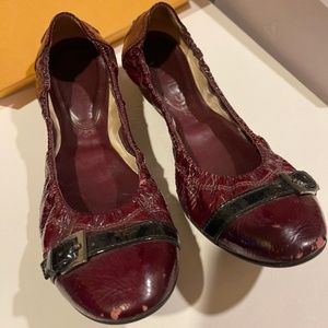 Tod's Women's Red Ballerina Shoes Size 7